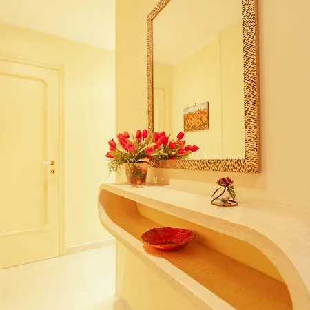 Cristallo Lido Apartment *