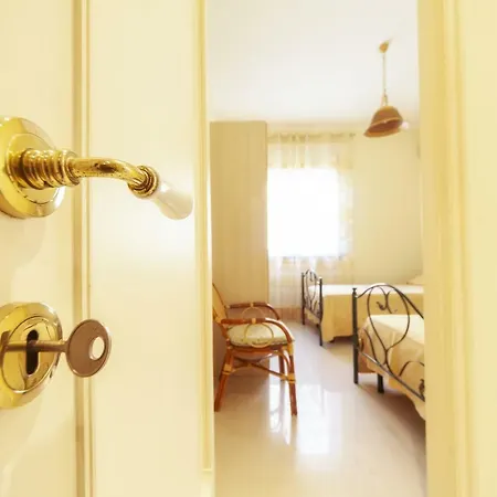 Cristallo Lido Apartment *